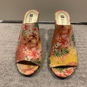 Tropical Print Chunky Heels